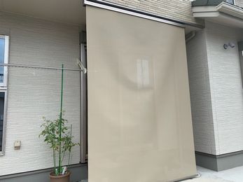 簾（すだれ）と違って耐久性もあり、もしもの時は網だけの交換も出来る商品です。